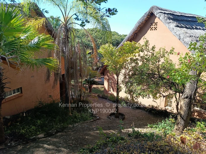 5 Bed Houses for Sale in Mazvikadei KNP190042