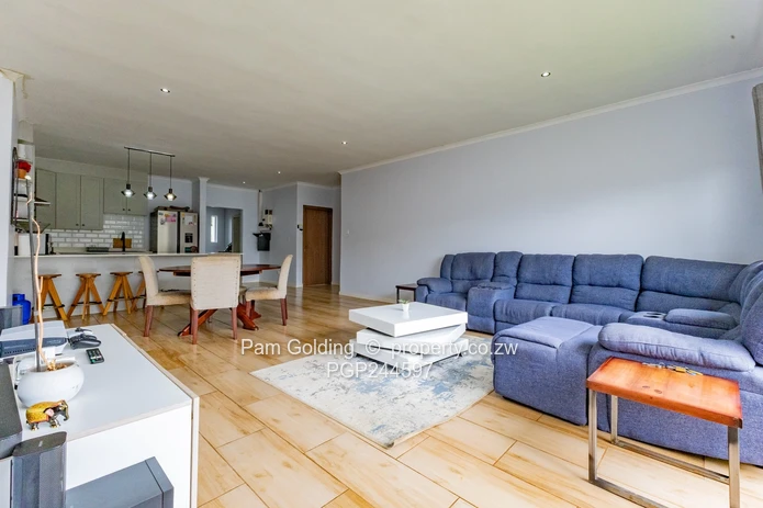 Comfortable And Spacious Living In Well Maintained Complex