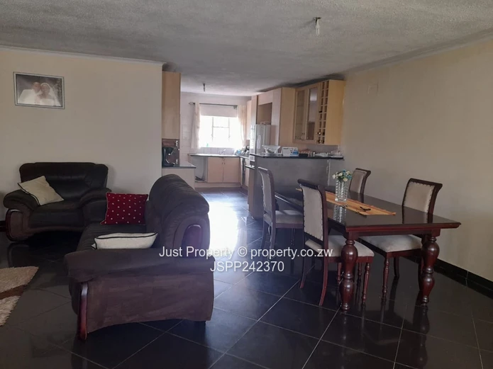 Bluff Hill, Harare West — 3 Bed Townhouse Complex, En-Suite