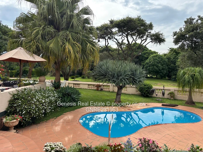 REDUCED NEW Delightful home on the prestigious Brooke golf course  (Sole Mandate)