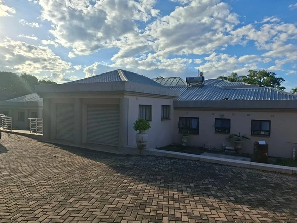 7 Bedroom House
