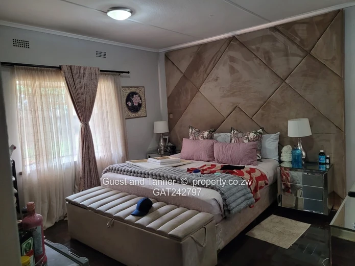 4BR Beauty on 4000sqm in Greendale with Solid Title