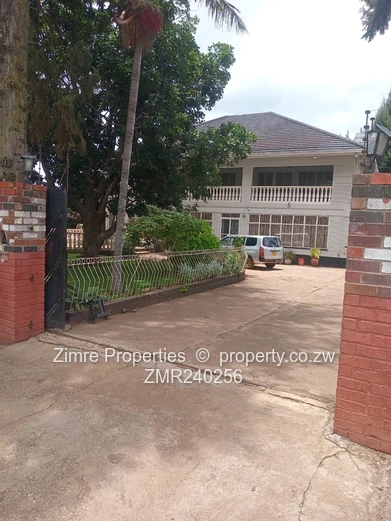 INVESTMENT OPPORTUNITY , close to Samora Machel & Glenara