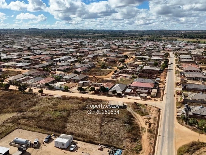 400 m² Stand in Ruwa — Tarred Road & Subdivision Potential