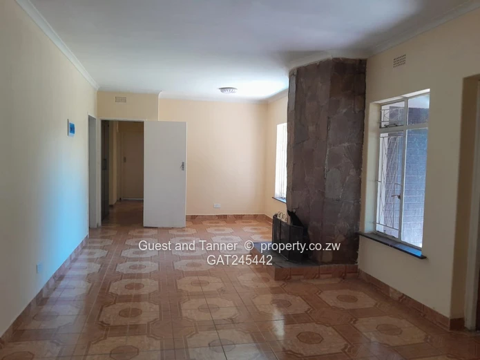 Modern 3-Bedroom Home to Rent in Haig Park, Mabelreign