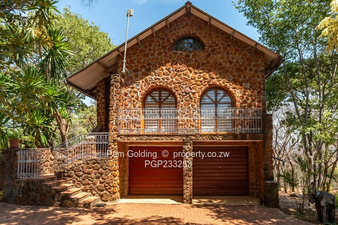 Architectural Elegance Christon Bank