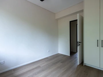 3 Bedroom Flat & Apartment