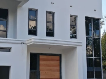 4 Bedroom Garden Flat