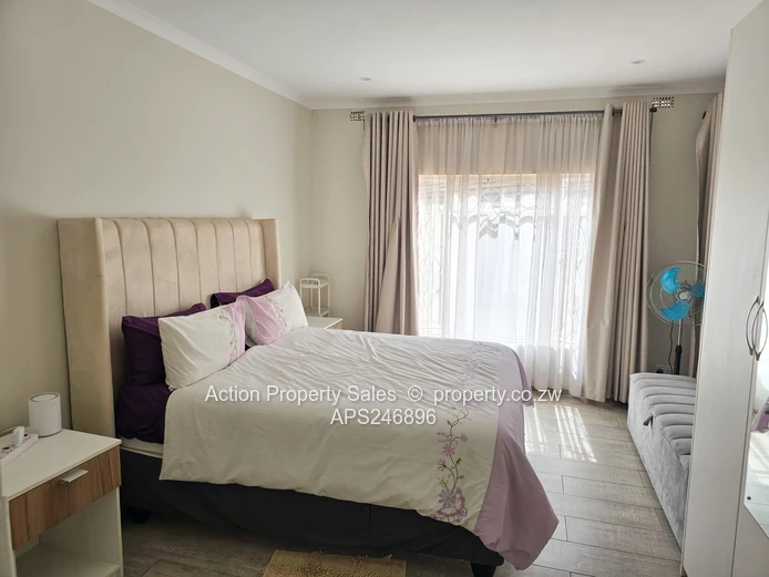 Lovely Fully Furnished House! 