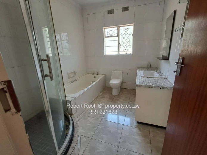 Ideal office space with Harare Drive frontage!