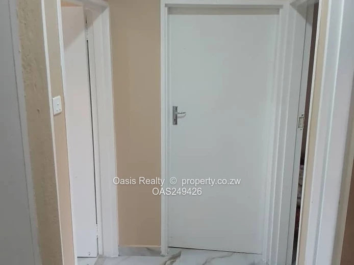 Conveniently Located Semi-detached 3 Beds Home For Rent