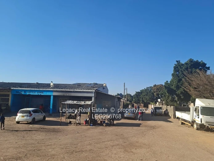 Prime Chitungwiza Corner Shop - Cold Storage, Tiled & Parking