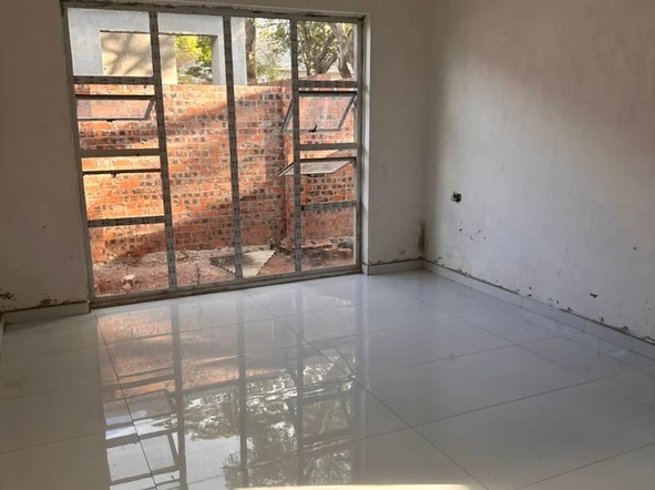 3 Bedroom Flat & Apartment