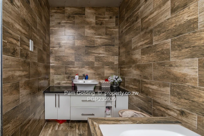 Neat Recently Built Home!