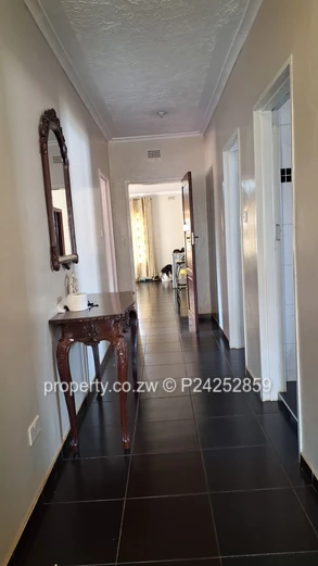 Helensvale, Off Domboshava Road 395K