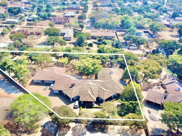 6 Bedroom House