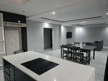 3 Bedroom Garden Flat