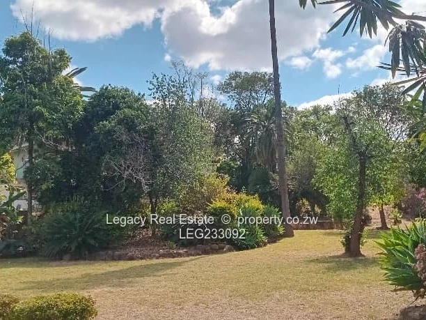 Greystone Park House to Let – 1km from Harare Drive