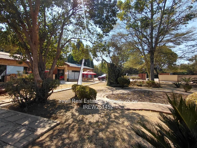 Mt Pleasant Office along The Chase (Sole Mandate)