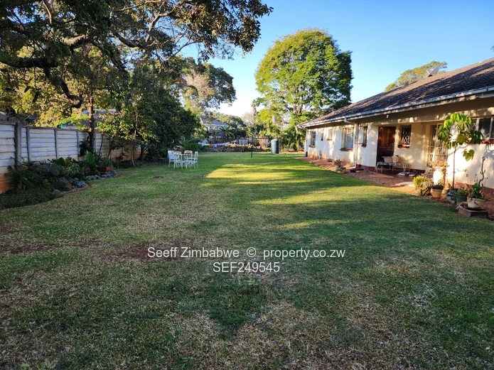 Prestigious Windmill Lane: Premier 2,800sqm Subdivision Stand with Income Cottage