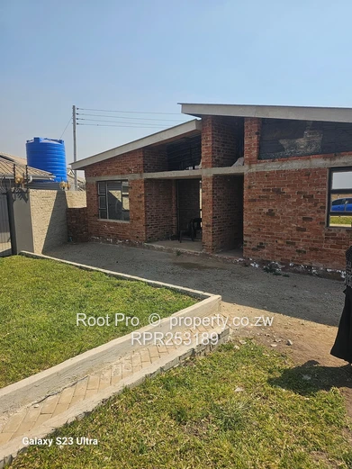 Warren park D Phase 2 House for Sale  (Sole Mandate)