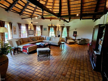 6 Bedroom House