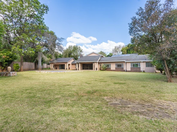 5 Bedroom House