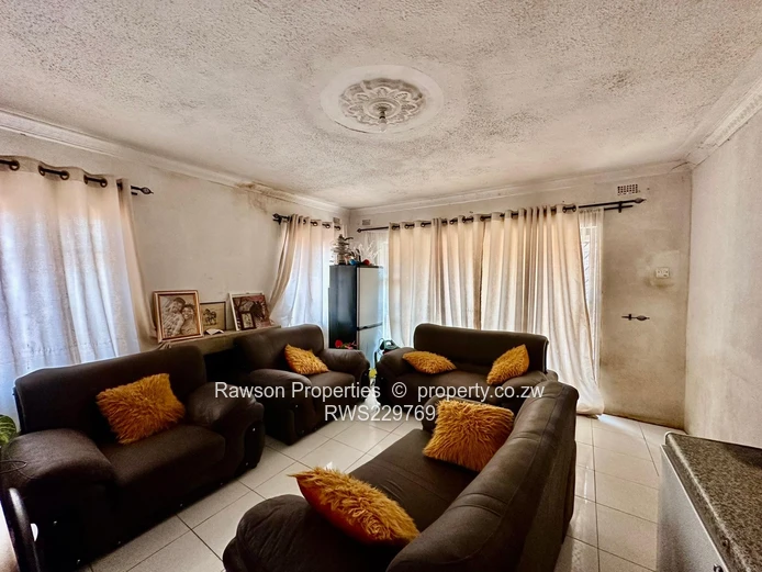 Tynwald House Forsale Close to Kuwadzana Round About  (Sole Mandate)