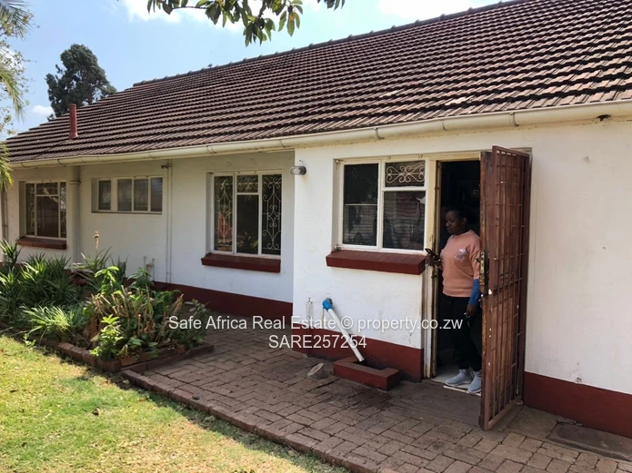 Mabelreign, Haig Park – 3-Bedroomed House For Sale | Us$170,000