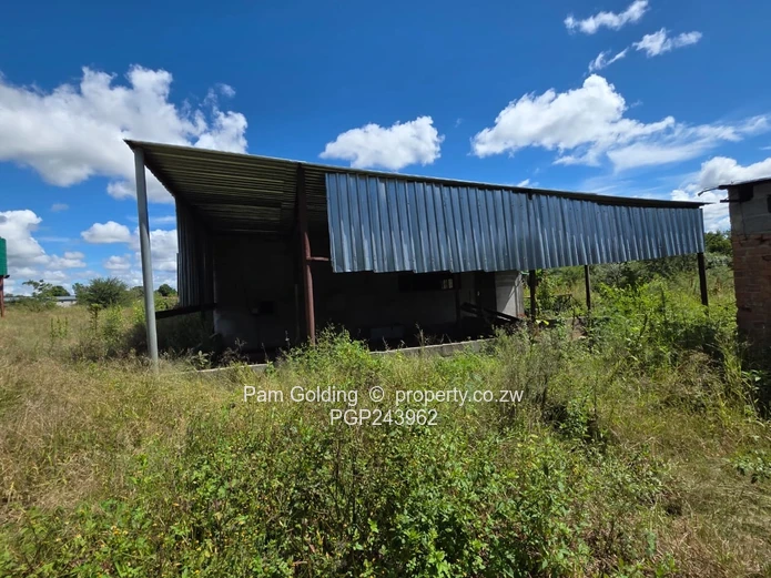 Farm/Plot for Sale in Kensington Bulawayo (Sole Mandate)