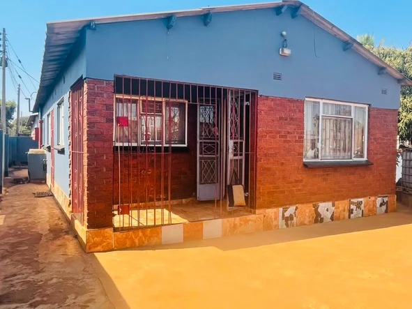 5 Bedroom House