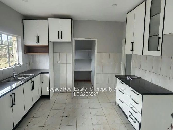 Spacious Marlborough commercial property  with Borehole & Garden and a 3roomed cottage