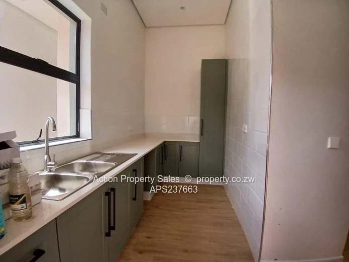 Lovely 3 Bed Family Cluster! 