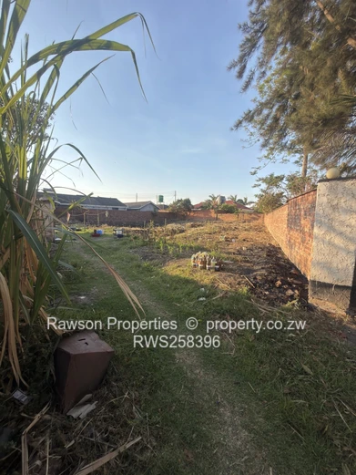 Bluffhill Stand For Sale With Title Deeds