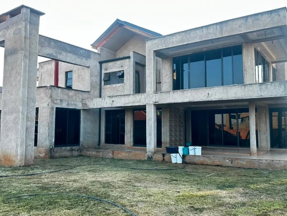 4 Bedroom House