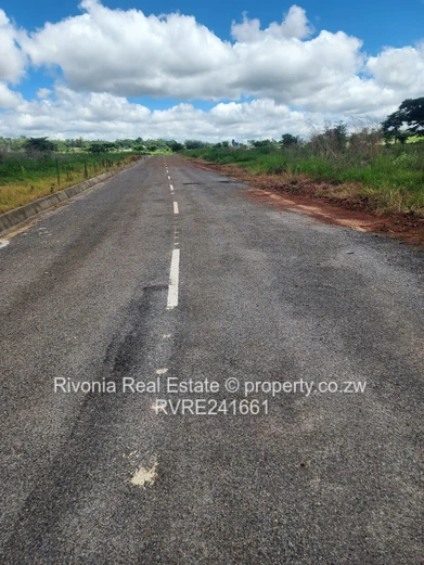 2000 m² Kinsley Park Stand in Borrowdale North — Access Control & Tarred Road