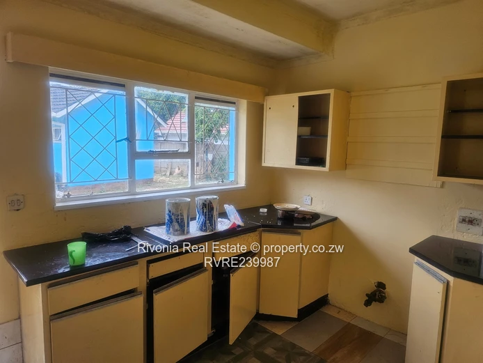 3 Beds Belvedere — Walled, Verandah, ZESA & Water