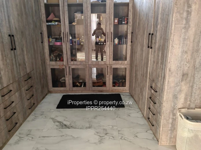 Your Dream Home Awaits - Spacious Luxury Living on a Grand Scale