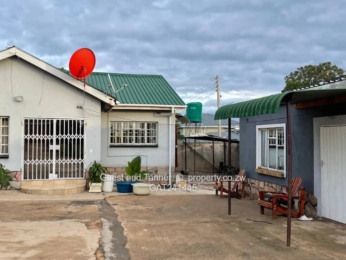 3-Bedroom Cottage In Crowhill For Sale 