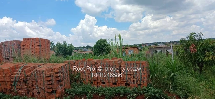 Hatcliff Corner stand with 2 roomed cottage for sale
