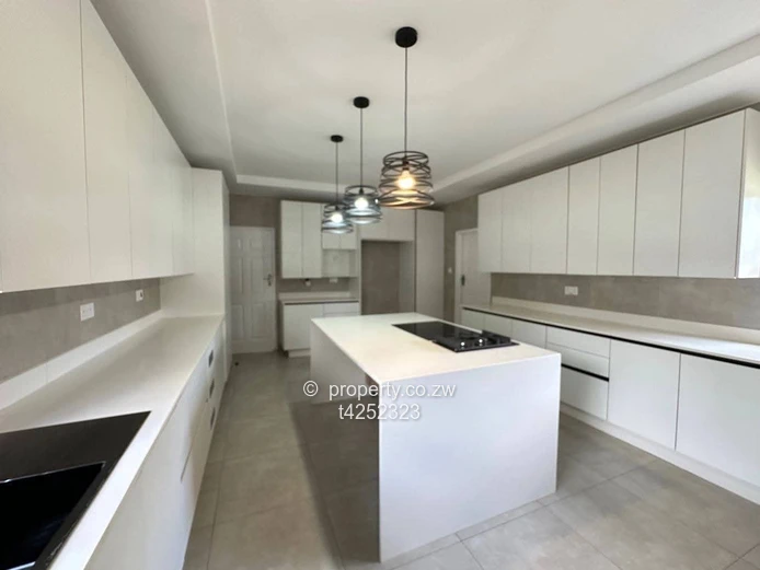 Kambanji spacious 7 bedroomed house for Rent