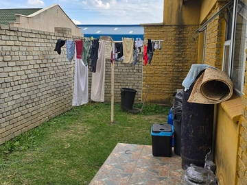 2 Bedroom Garden Flat