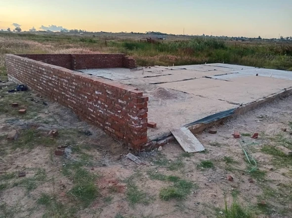 Stands & Residential Land