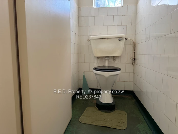 A Solid Family Home on Generous Grounds in Kumalo!