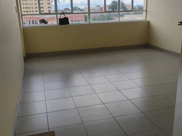 2 Bedroom Flat & Apartment