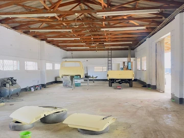 Warehouse & Factory