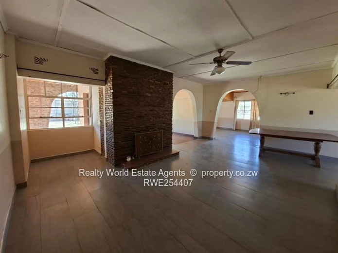 Avondale West House to Rent