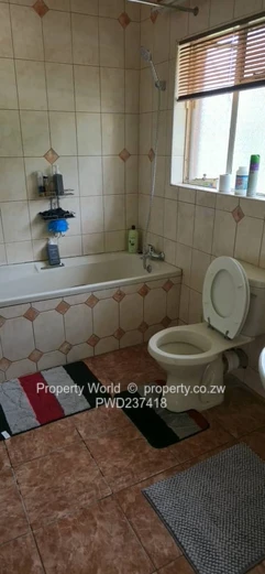 3 Bedroom House To Let In Greendale