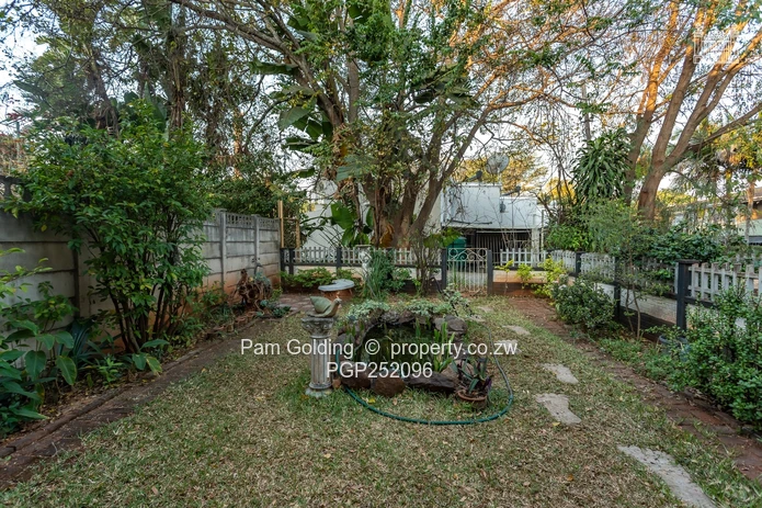 Charming 3 Bedroom Cottage/Garden Flat for Sale (Sole Mandate)