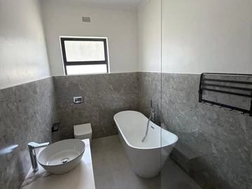 3 Bedroom Garden Flat